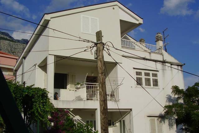 Apartment For 6 In Makarska Centar Exterior photo